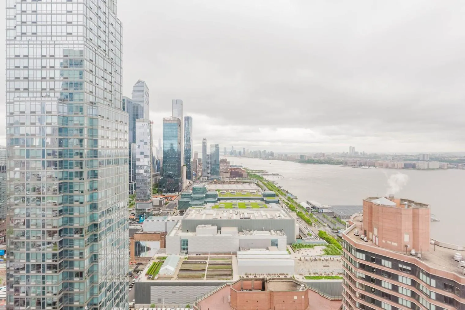 Blueground Hells Kitch Gym Wd Nr Pier 84 Nyc-1475 Apartment New York