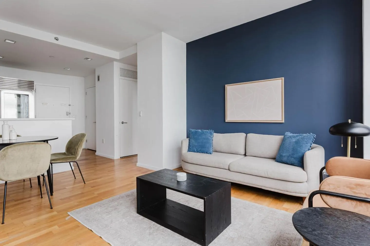 Blueground Hells Kitch Gym Wd Nr Pier 84 Nyc-1475 Apartment New York United States